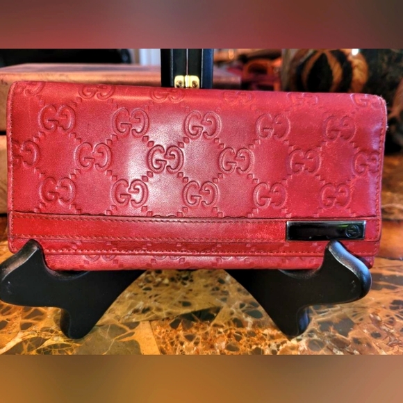 Gucci Handbags - Gucci long wallet in Red